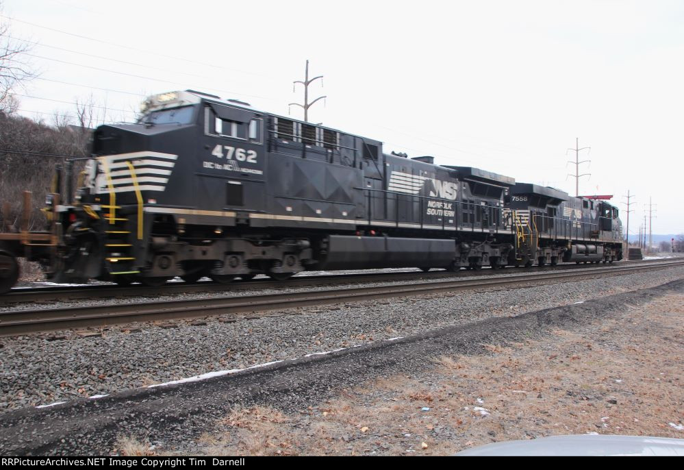 NS 4762 on 260